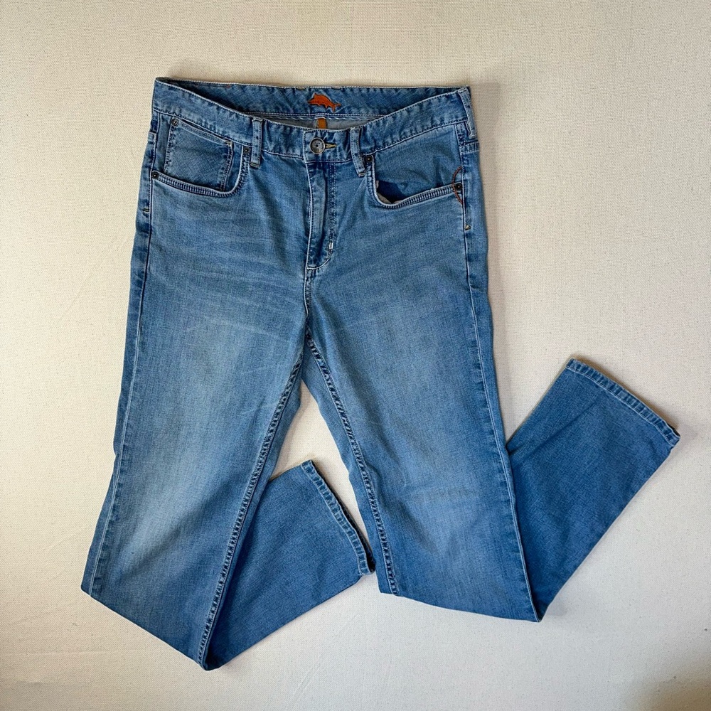 Tommy Bahama Men's Authentic Straight Light Jeans Size 33/34
